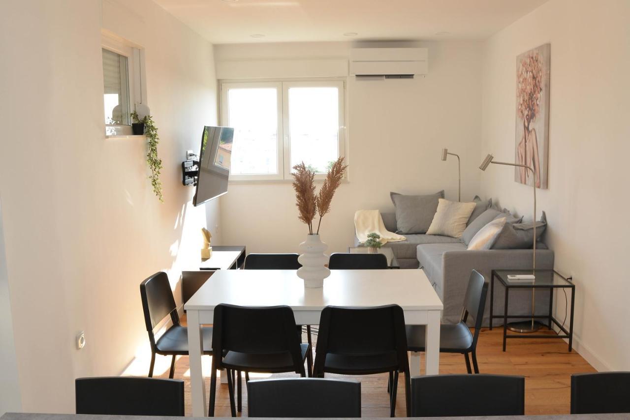 Buracom Trendy Apartment